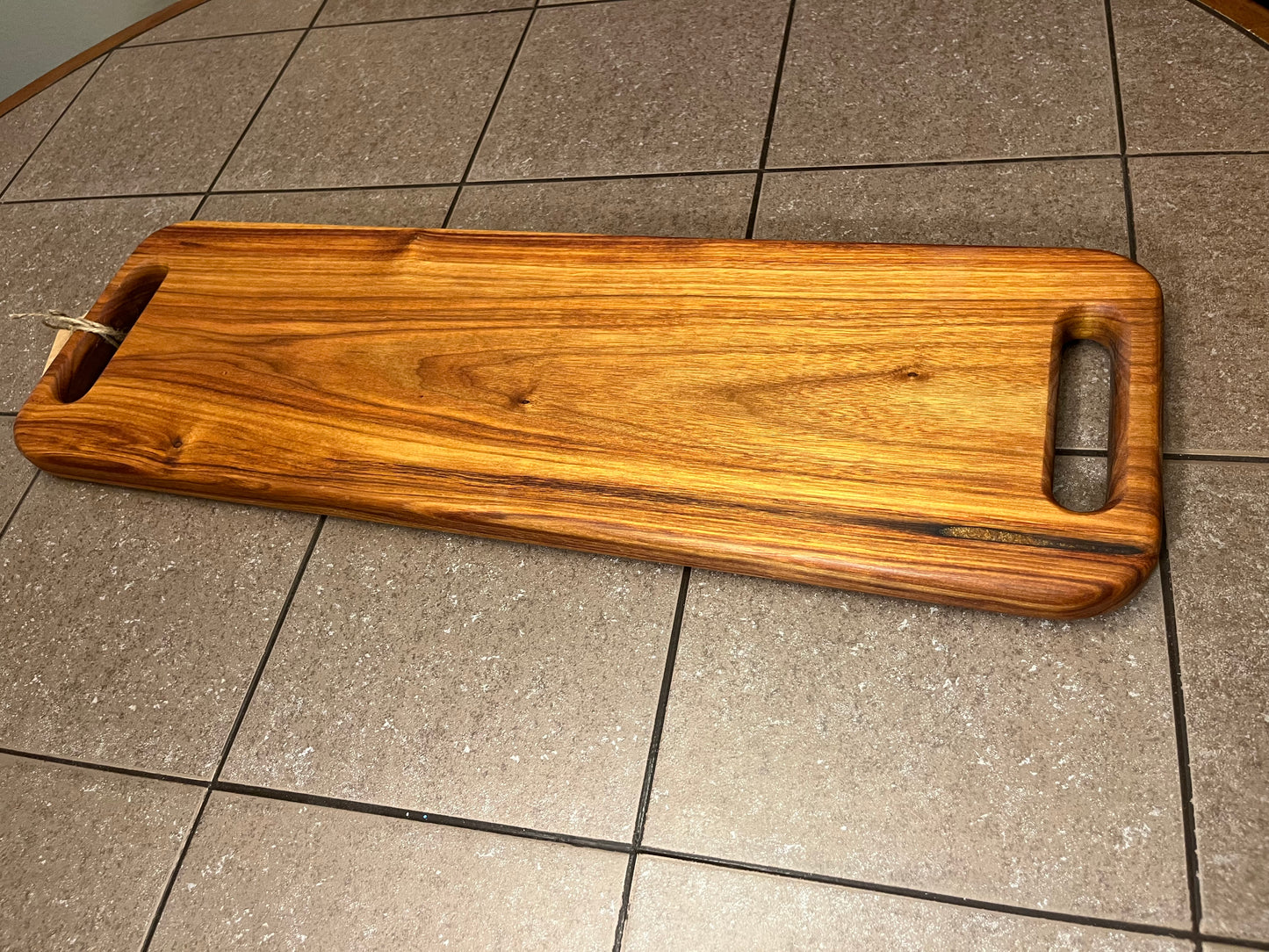 Canarywood 24" X 7-3/4" X 1" Serving Board