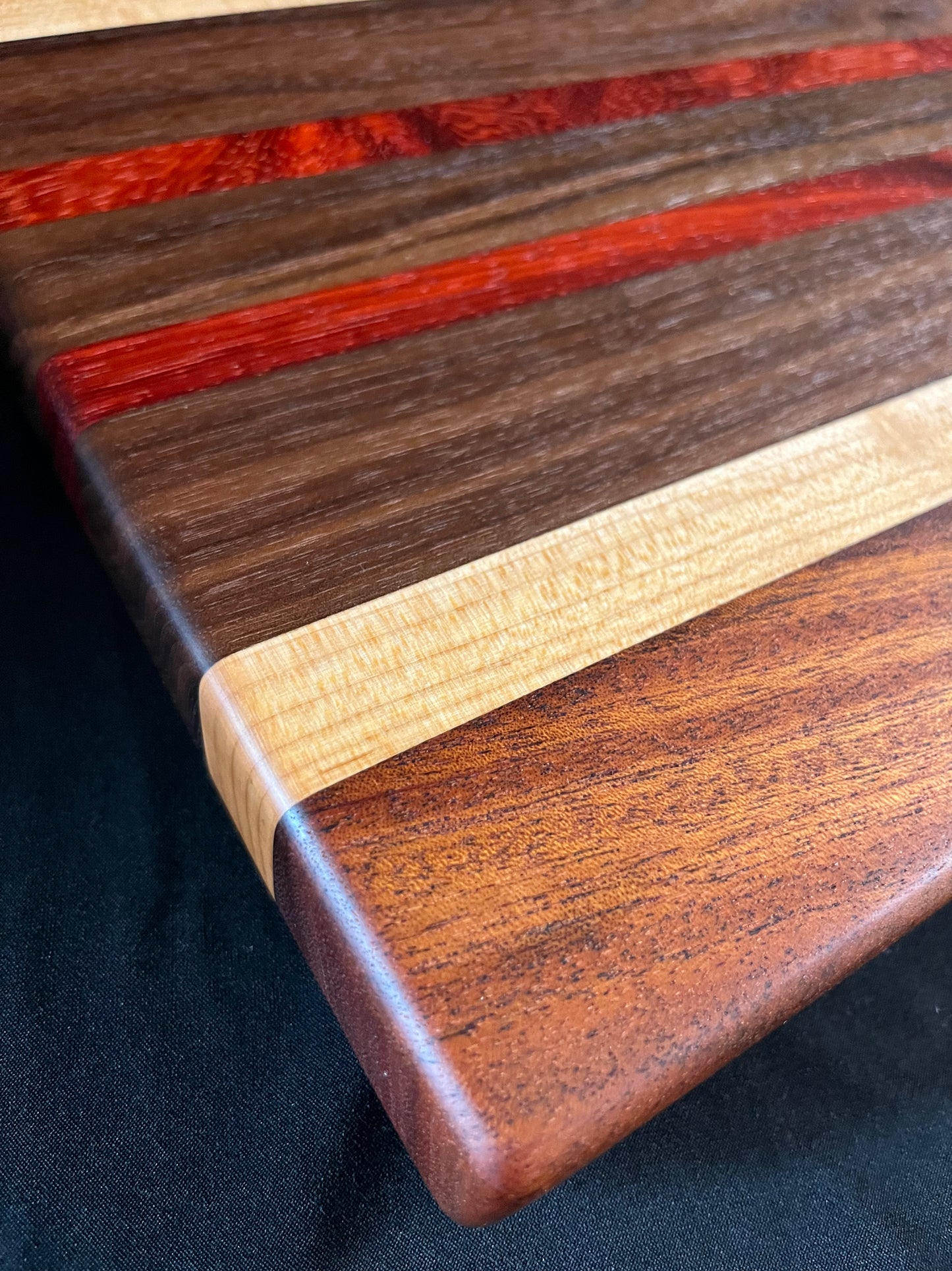 #1 15-1/4"X11-1/4"X1-3/8" Edge Grain Cutting Board-Walnut, Maple, Mahogany & Padauk w/rubber feet
