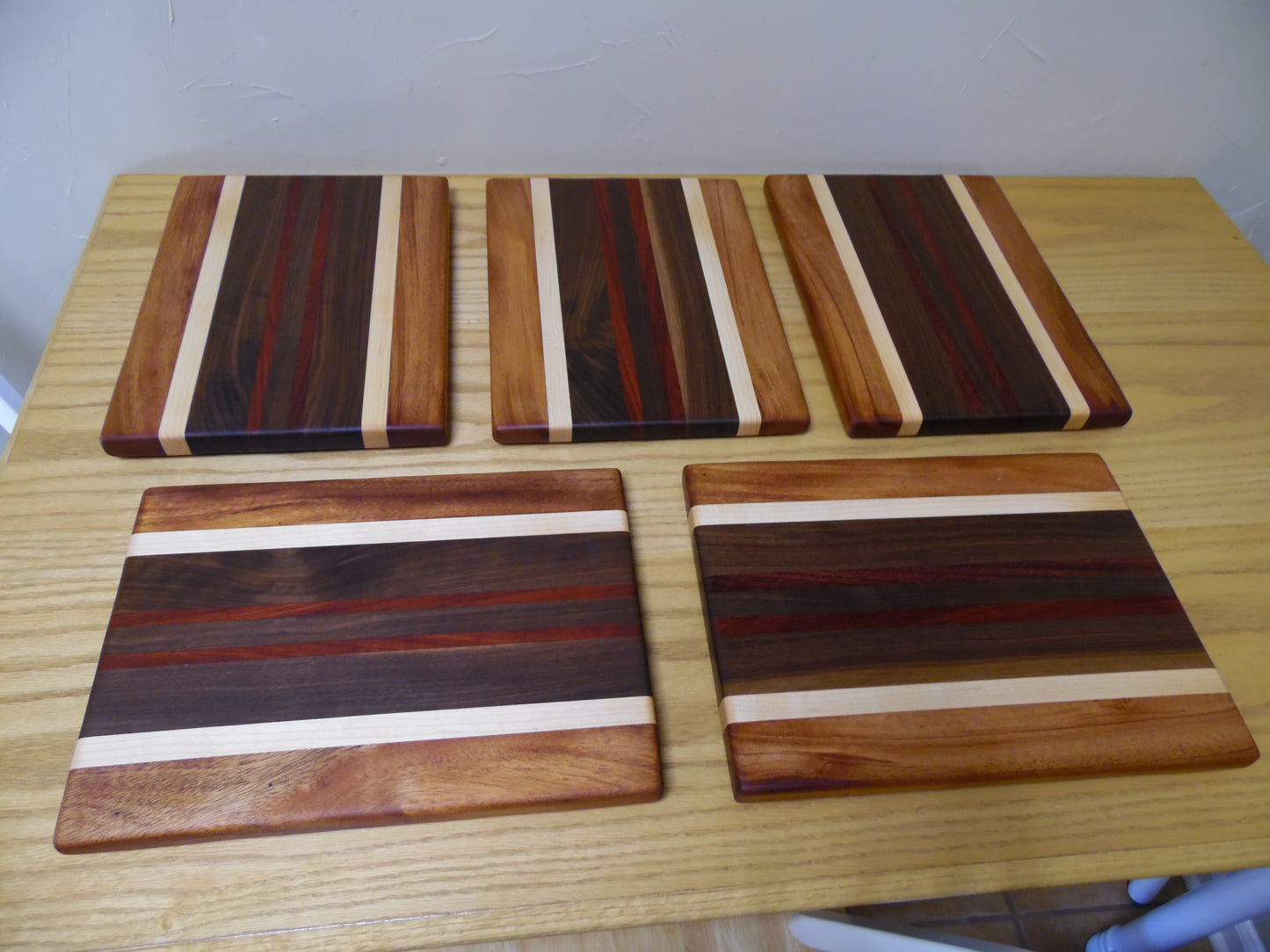 13-1/2"X10"X7/8" Edge Grain Cutting Board-Walnut, Maple, Mahogany & Padauk