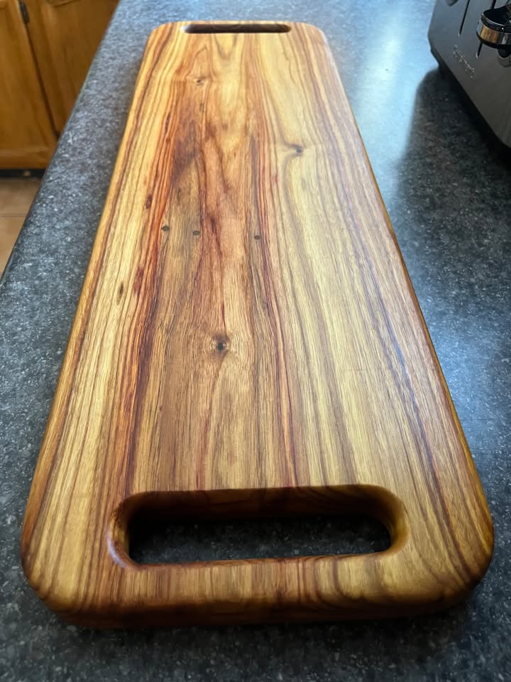 Canarywood 24" X 7-3/4" X 1" Serving Board