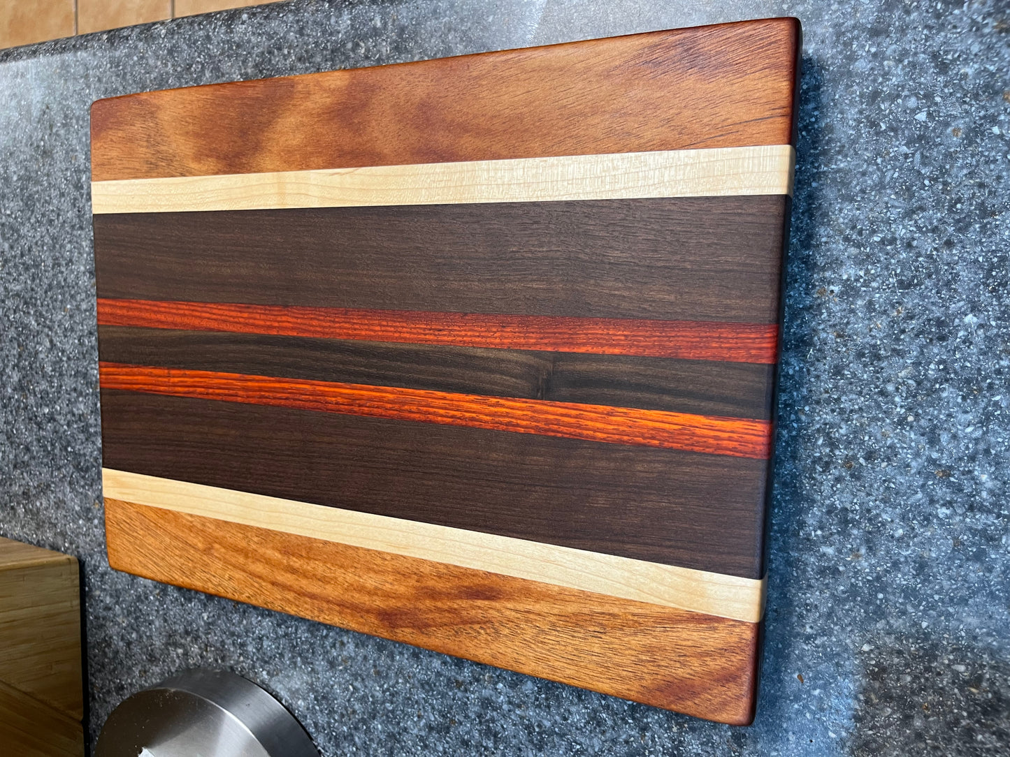 14-3/4"X10-3/4"X1" Edge Grain Cutting Board-Walnut, Maple, Mahogany & Padauk