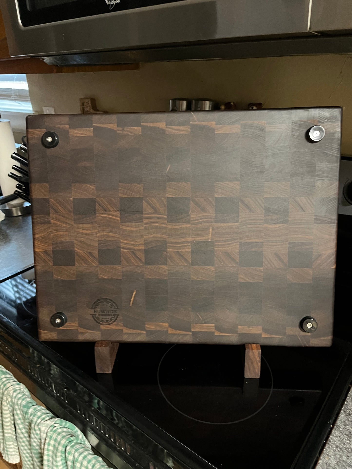 19"X14-5/8"X1-1/2" Walnut End Grain Cutting Board