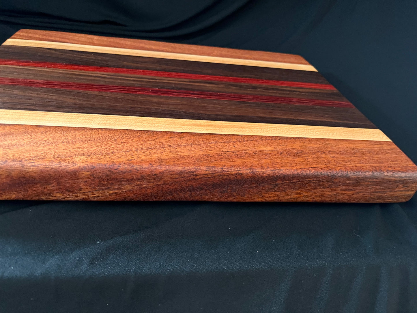 #3 15-1/4"X11-1/4"X1-3/8" Edge Grain Cutting Board-Walnut, Maple, Mahogany & Padauk w/rubber feet