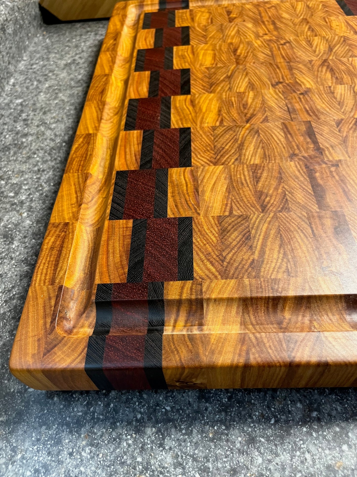 21" X 16" X 1-5/8" Canarywood w/Padauk & Wenge-End Grain Cutting Board w/Juice Groove