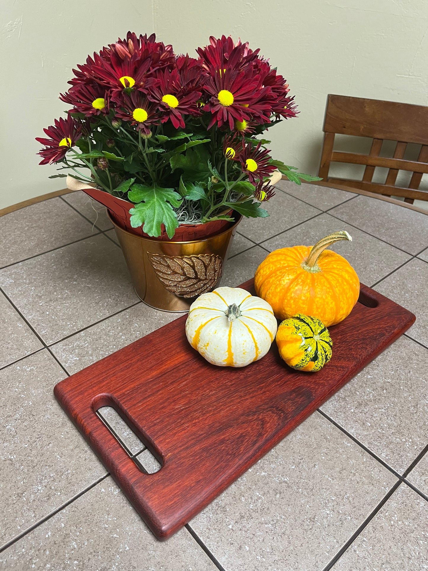 African Padauk 18" X 8-1/2" X 7/8" Serving Board w/hand hold cutouts