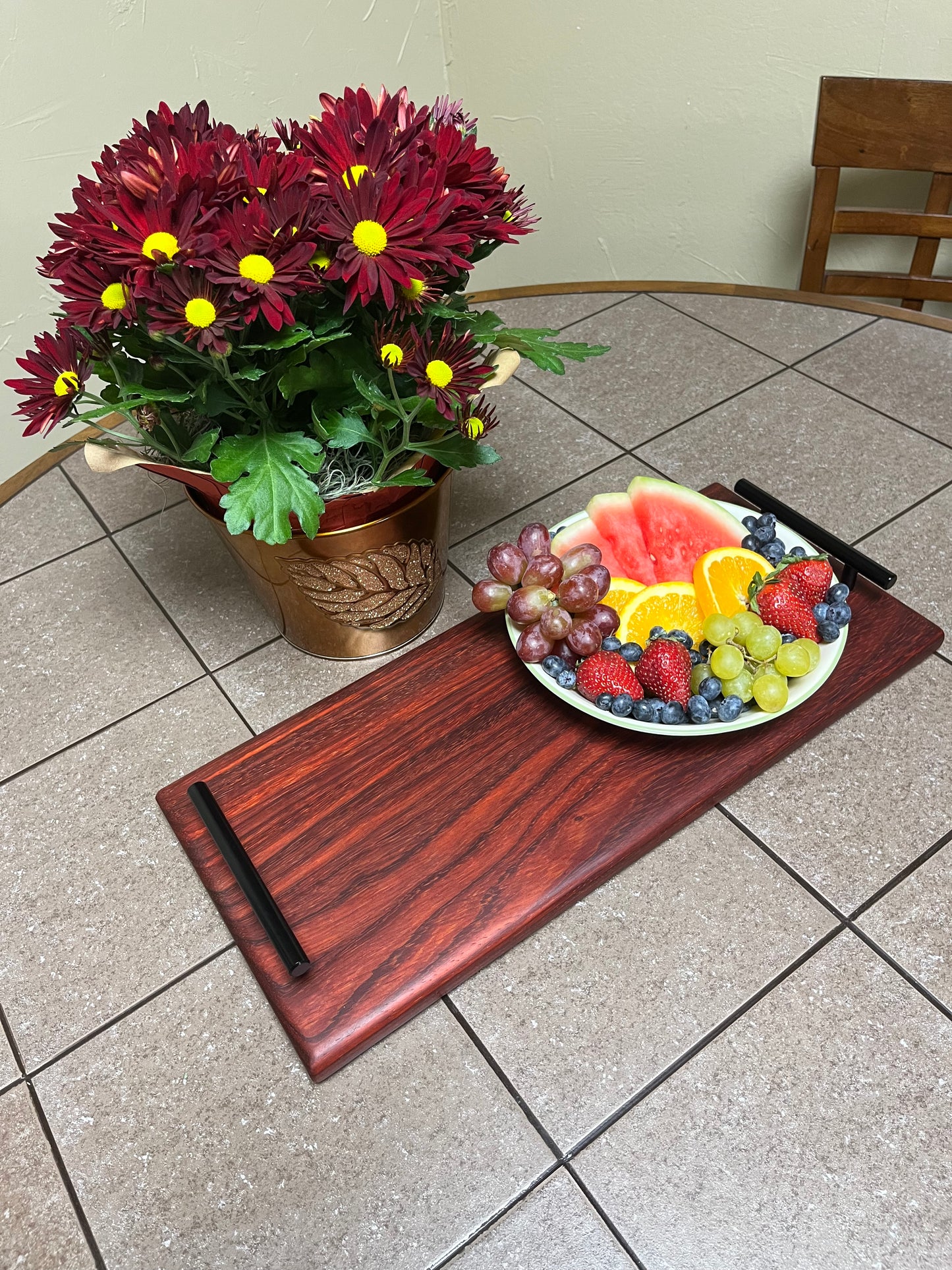 African Padauk 18-7/8" X 8-3/8" X 7/8" Serving Board w/black handles attached