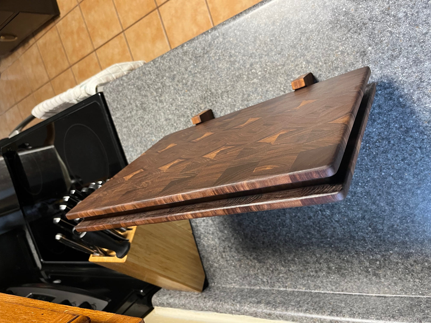 18-1/4"X12-1/4"X1-1/2" Walnut End Grain Cutting Board w/unique hand hold around all the side edges