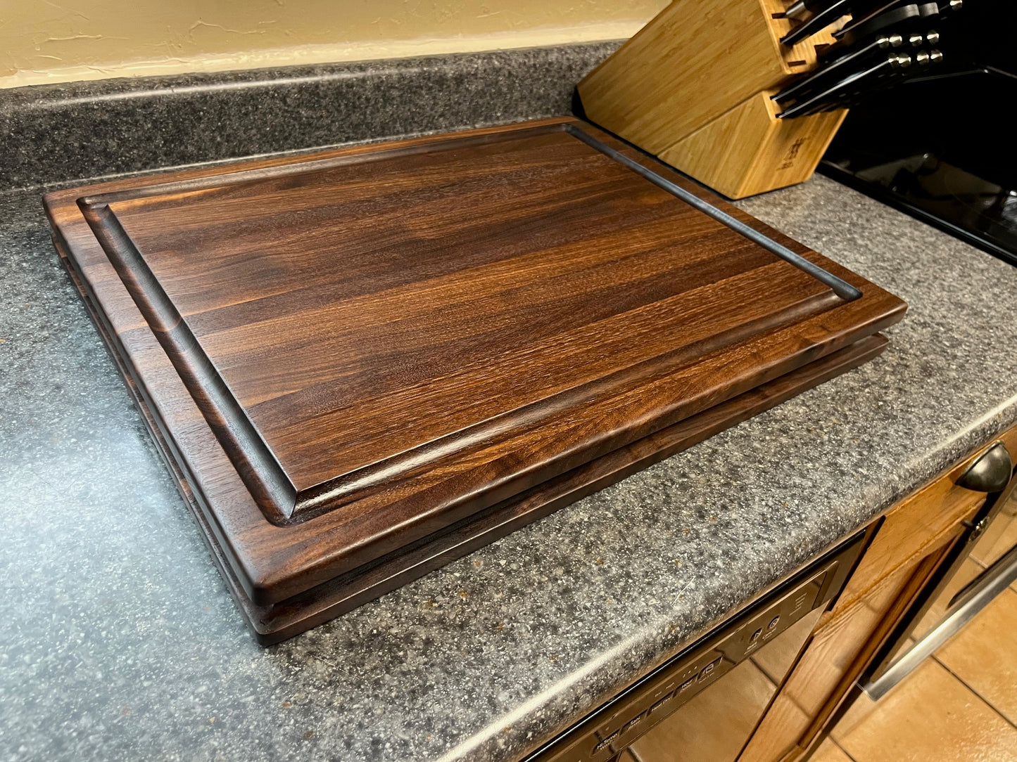 20" X 16-1/8" X 2" Walnut Edge Grain Cutting Board- w/juice groove and unique hand hold cut around the middle edges of the board